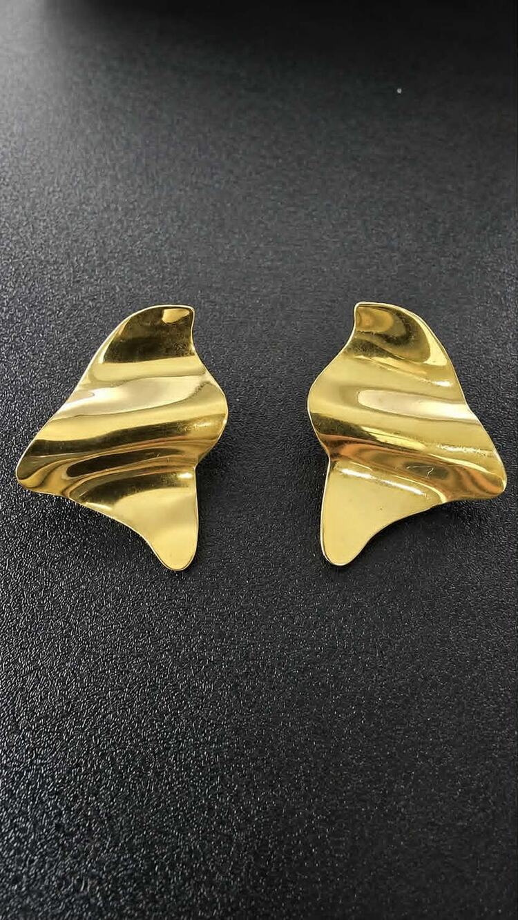 Vintage Monet gold tone abstract wavy statement post earrings